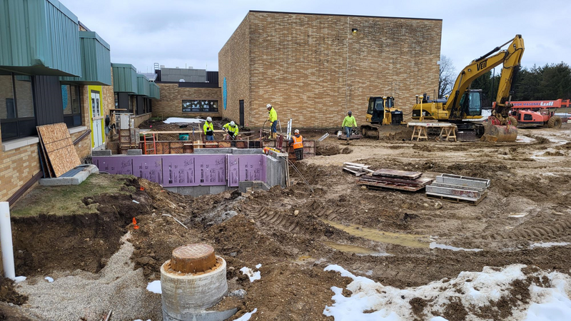 Photo of outdoor construction at Ixonia Elementary School