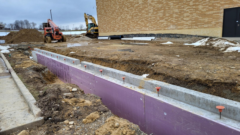 Photo of outdoor construction at Ixonia Elementary School